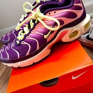 Nike 6.5. Air max shox